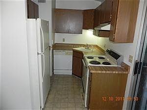 2nd image of 316 Linn Ln
