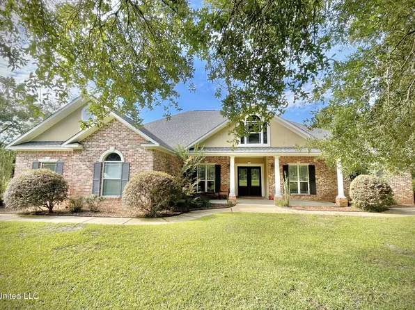 24000 Robert E Lee Rd, Lucedale, MS 39452