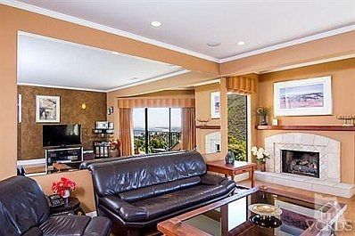 3rd image of 908 Vallecito Dr