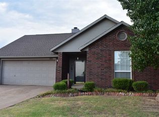 1105 E Dell Ave, Stillwater, OK 74075