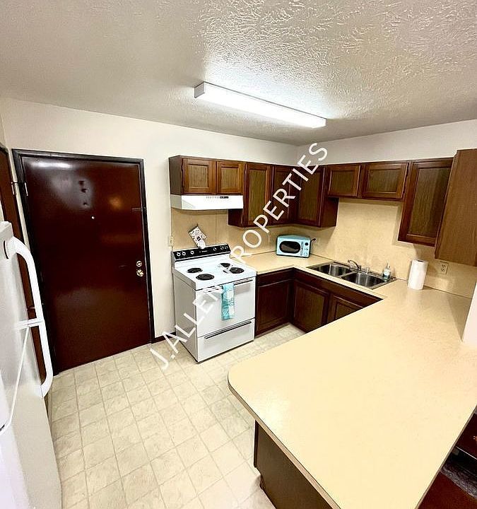 CedarDale Apartments 607 W Michigan Ave Norfolk, NE Zillow