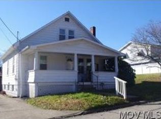 1004 27th St, Vienna, WV 26105