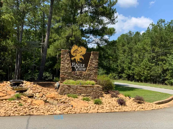 2911 Carey Station Rd #17, Greensboro, GA 30642