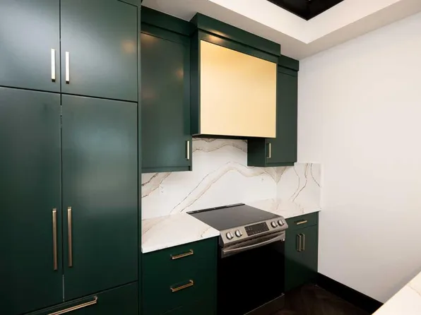 4270 N Norford Ave NW #2107, Calgary, AB T3B 6H3