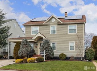 318 5th St, South Amboy, NJ 08879