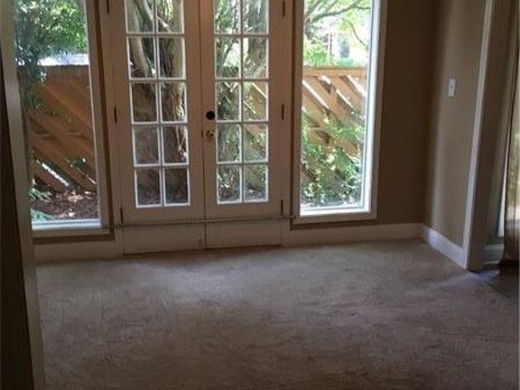 3rd image of 866 Lake Hollow Blvd SW