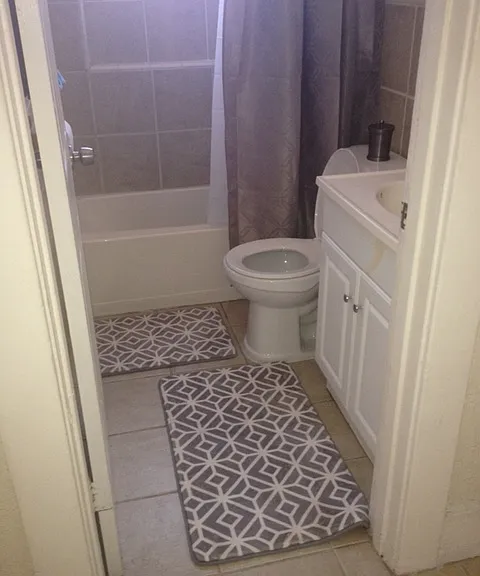4266 Melrose Ave #10 — Photo 3