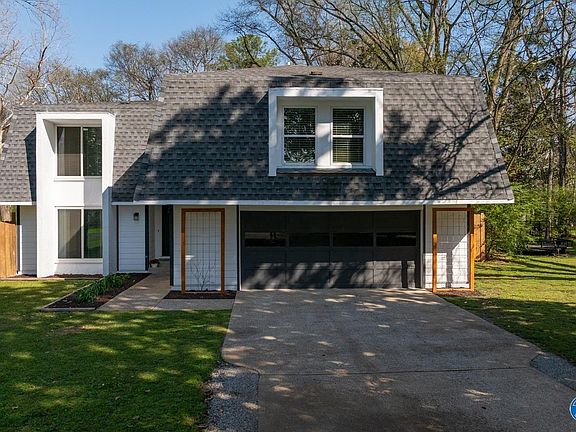 3rd image of 10019 Nadina Dr SE