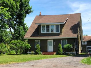 1825 Main Rd, Riverhead, NY 11901