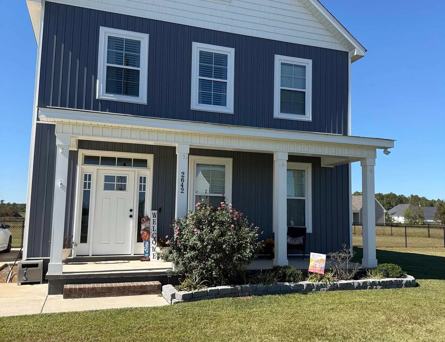 3 bed, 2.5 bath, $1,950 — Photo 1