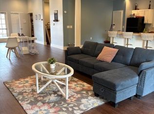 1050 Springdale Rd APT 103, Austin, TX 78721