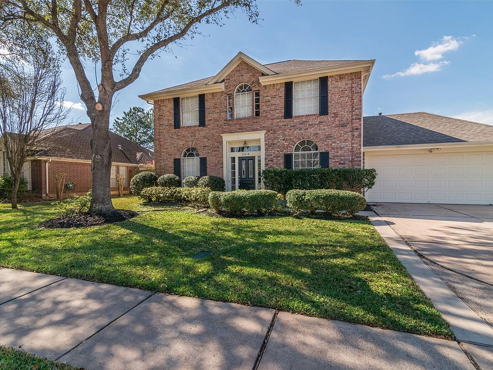 1st image of 2214 N Mission Cir