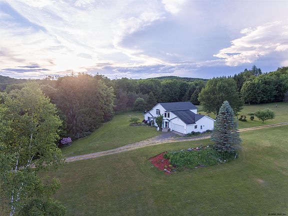 3rd image of 2515 County Highway 16