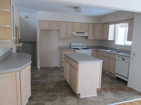 5th image of 1335 Ravenwood Ave