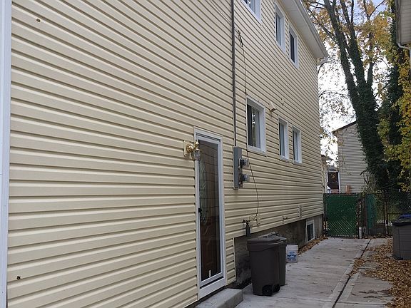 3rd image of 24906 34th Avenue # Fl 2nd