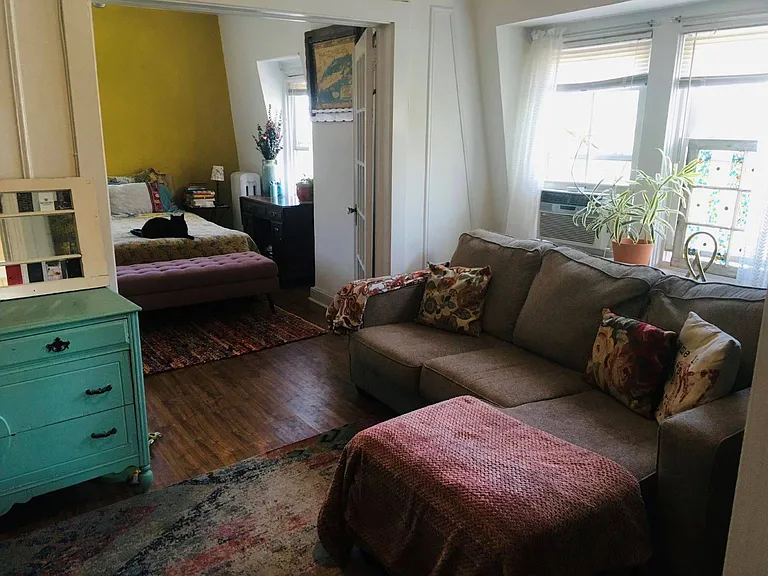 145 Carpenter Ave #3 — Photo 5