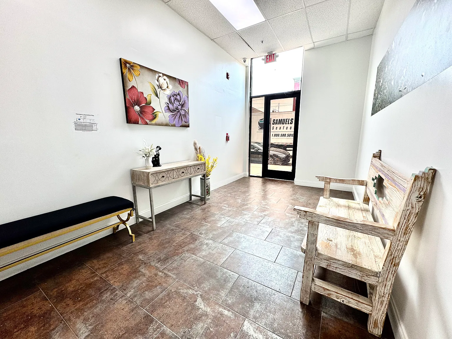2 bed, 900 sqft, $1,500 — Photo 3