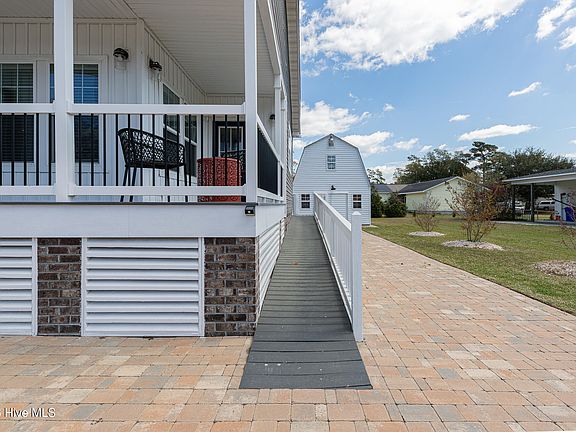 4th image of 125 Lejeune Road