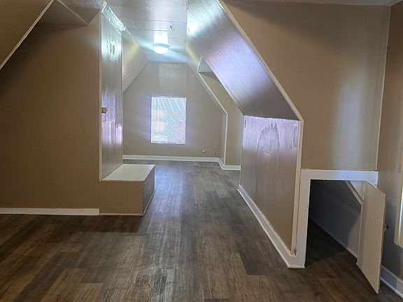 3rd image of 813 Orange Ave #813