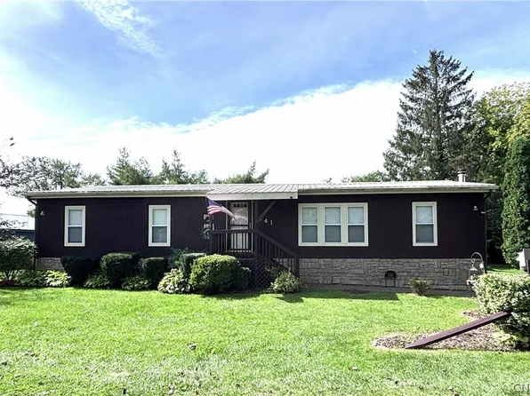 141 Larkin Ave, Canastota, NY 13032