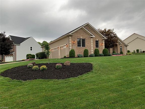 3rd image of 1271 Cliffden Ct