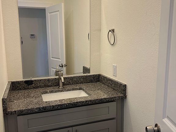 5th image of 7926 Easter St #A & B