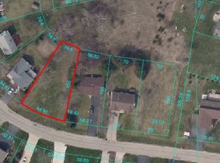 211 Candlewick Blvd SE, Poplar Grove, IL 61065