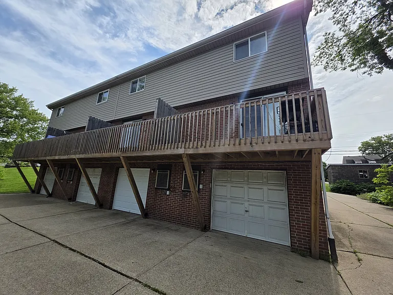 1040 Largo Way #1040 — Photo 17