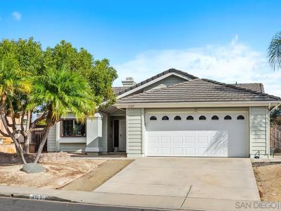 1127 La Tortuga Dr, Vista, CA, 92081