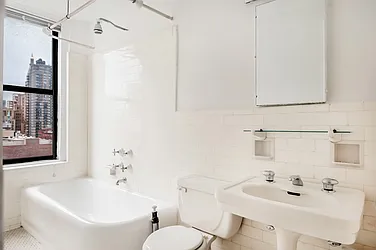 Rented by Akelius Real Estate Management