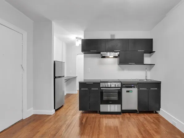 133 East 35th Street image 1 of 11