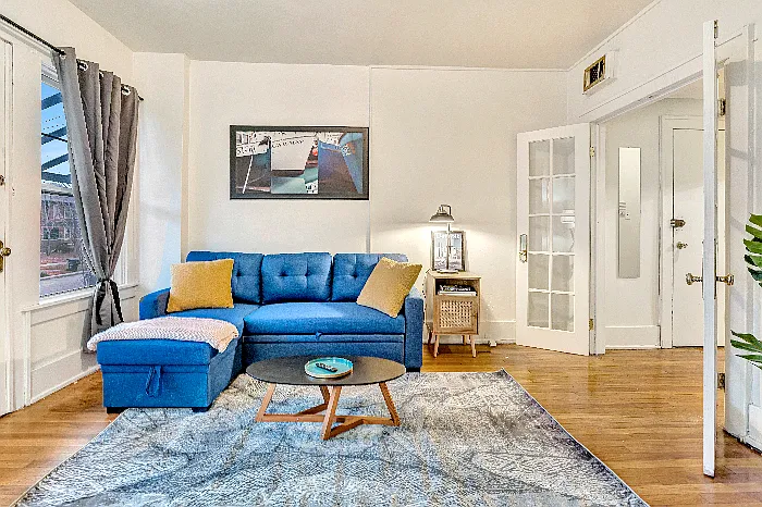2 bed, 1100 sqft, $1,499 — Photo 4