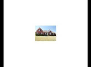 101 Larks Aire Dr, Huntsville, AL 35806