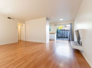 1 Arkwright Ct APT 3, Pacific Grove, CA 93950