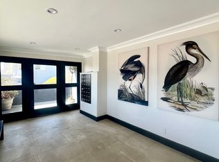 24 S 6th Pl #101, Long Beach, CA 90802