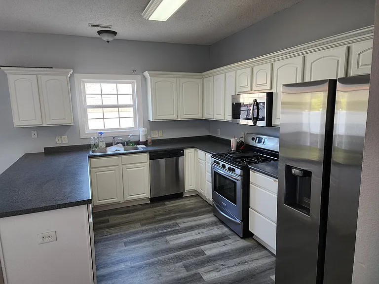 6542 Heritage Hill Dr — Photo 17