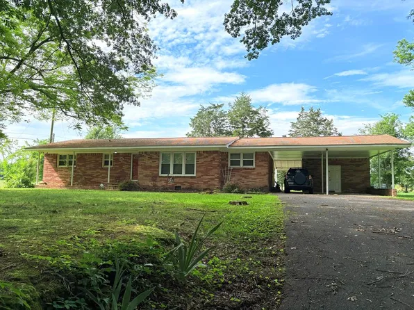 402 W Nance Springs Rd, Resaca, GA 30735