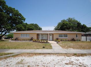 1640 Greenlea Dr, Clearwater, FL 33755