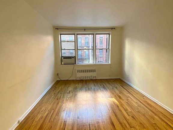 2nd image of 242 E 89th St APT 1D