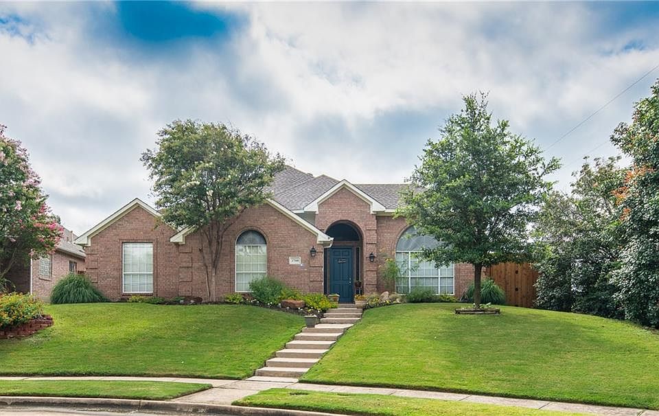 1st image of 3700 Maywood Ct