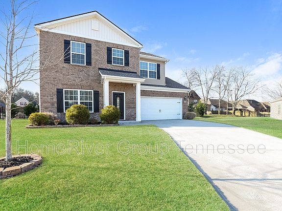 2nd image of 703 Yosemite Ct