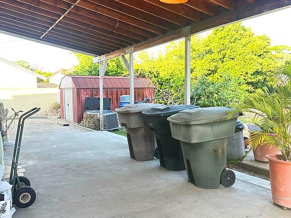 3rd image of 12842 Downie Pl
