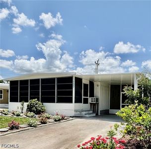 730 Knotty Pine Cir, North Fort Myers, FL, 33917