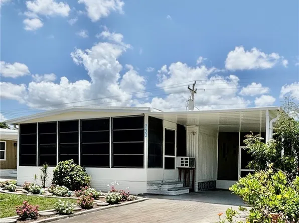 730 Knotty Pine Cir, North Fort Myers, FL 33917