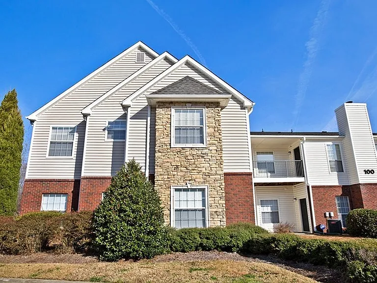 Varia at Oakcrest