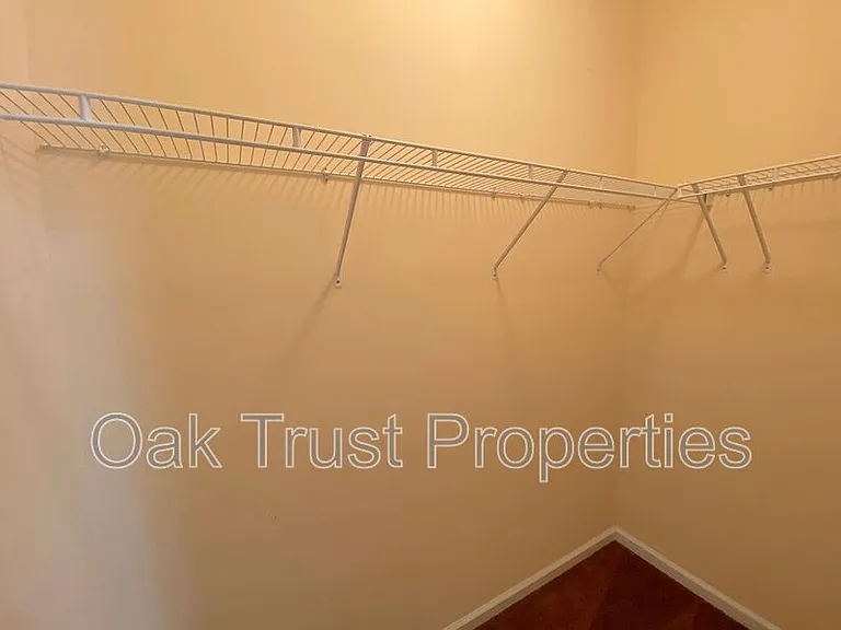 119 Speer St — Photo 7
