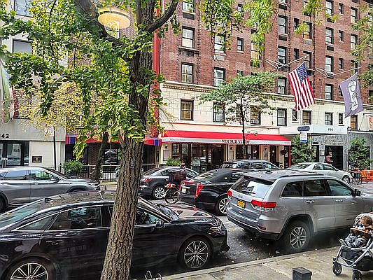 5th image of 239 E 51st St #1