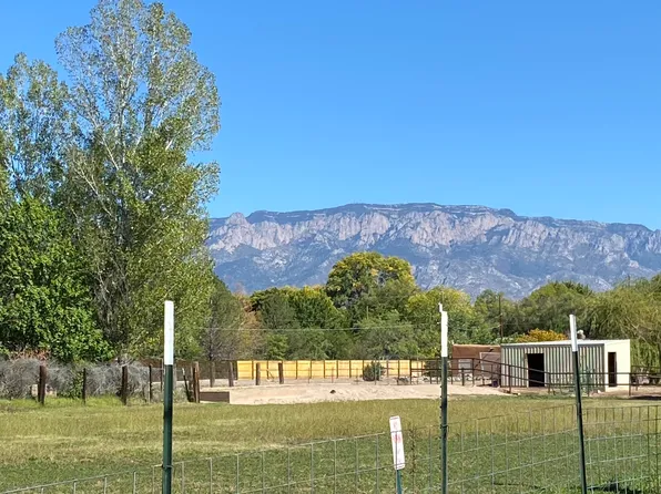 1003 Paz Del Valle Ct NW, Albuquerque, NM 87114