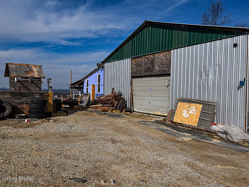 1st image of 500 Mountain Ln