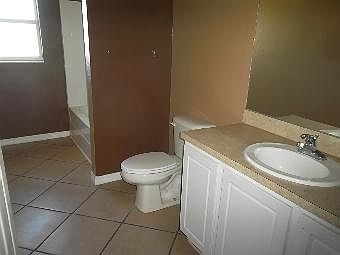 3rd image of 114 NW 2nd Ave